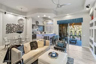 Photo #5: 6674642 Listing