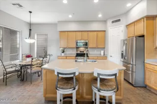 Photo #6: 6674705 Listing 