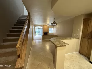 Photo #4: 6674733 Listing