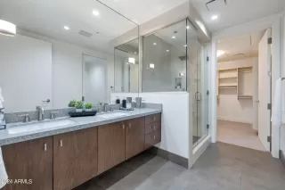 Photo #5: 6675185 Listing