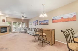 Photo #3: 6675259 Listing