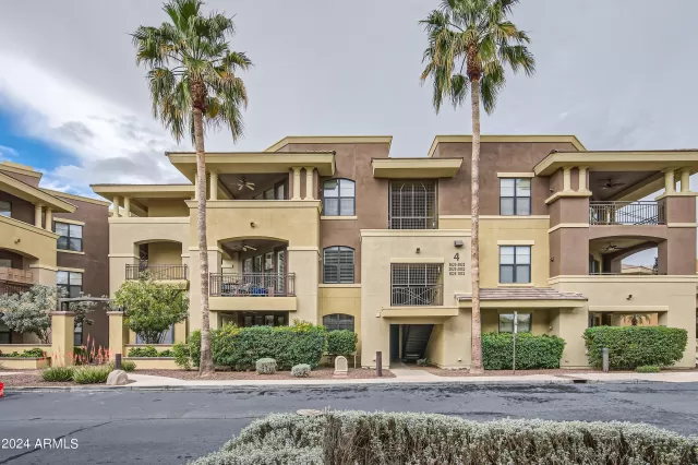 MLS: 6675289 Condo For Sale