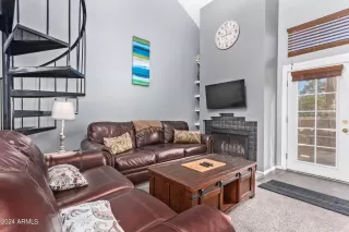 Photo #1: 6675496 Listing