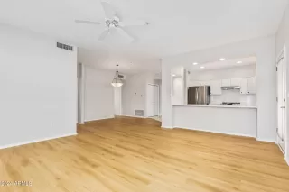 Photo #5: 6675548 Listing 