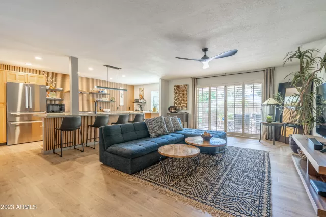 MLS: 6675554 Condo For Sale