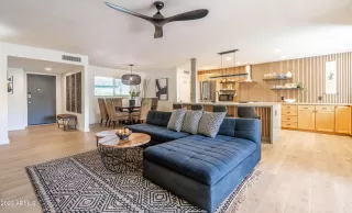 Photo #5: 6675554 Listing