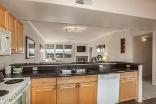 Photo #6: 6675686 Listing