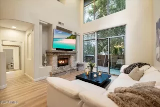 Photo #2: 6675832 Listing 