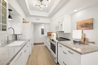 Photo #4: 6675838 Listing 