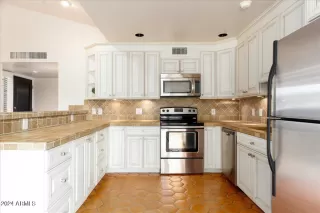 Photo #4: 6675876 Listing 