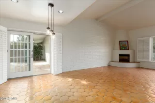 Photo #6: 6675876 Listing 