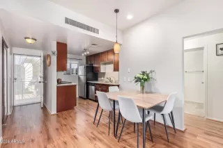 Photo #1: 6675929 Listing 