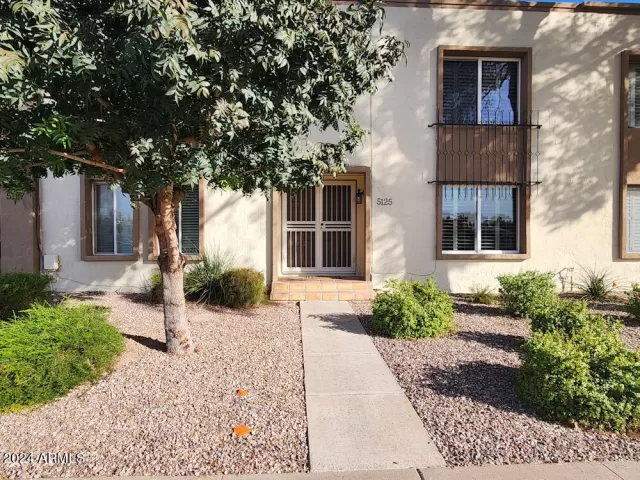 MLS: 6676072 Condo For Sale