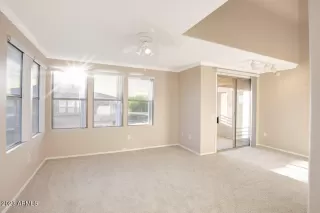 Photo #4: 6676277 Listing