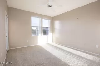 Photo #6: 6676277 Listing