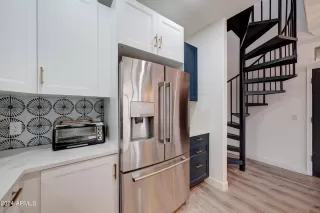 Photo #4: 6676316 Listing