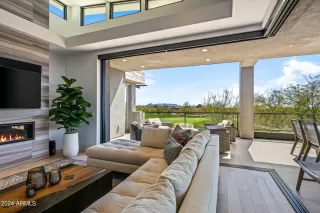 More Details about MLS # 6676629 : 37200 N CAVE CREEK ROAD#2124