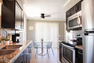 Photo #6: 6676893 Listing