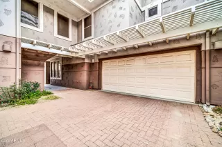 Photo #3: 6676920 Listing 