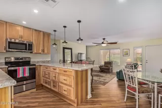 Photo #1: 6676943 Listing