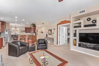 Photo #6: 6677005 Listing 