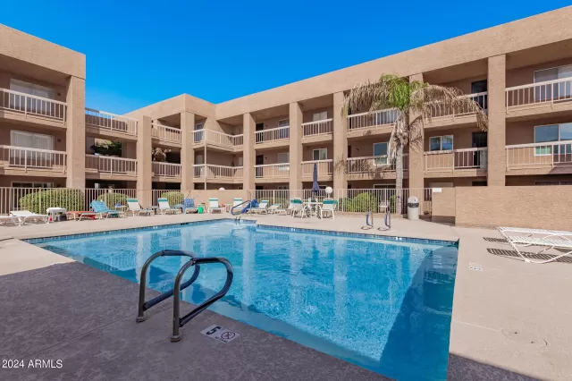 MLS: 6677153 Condo For Sale