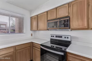 Photo #2: 6677153 Listing