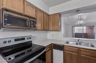 Photo #3: 6677153 Listing