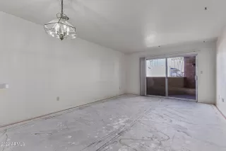 Photo #6: 6677153 Listing