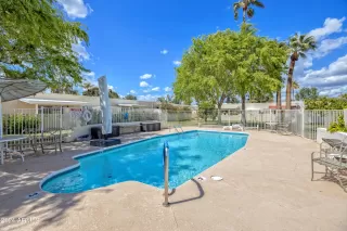 Photo #6: 6677207 Listing