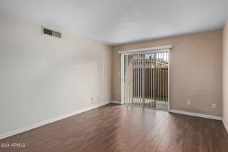 Photo #3: 6677630 Listing