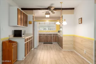 Photo #3: 6677847 Listing