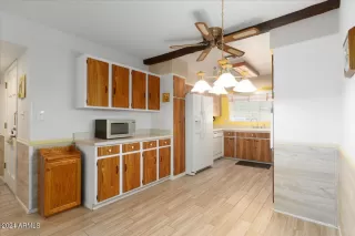 Photo #4: 6677847 Listing