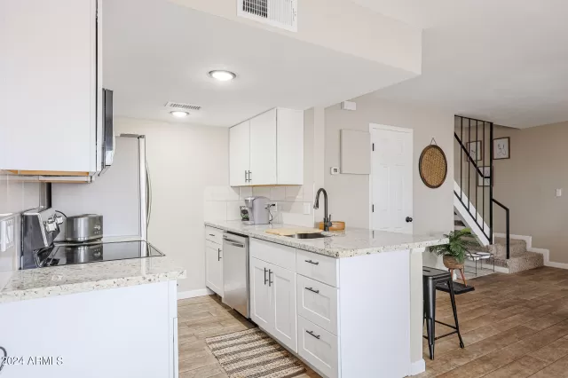 MLS: 6677881 Condo For Sale