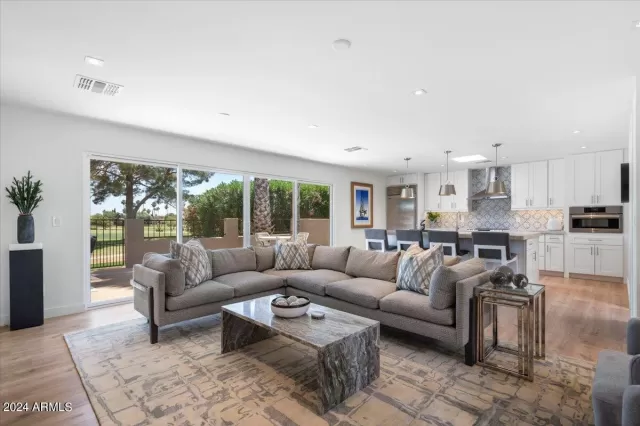 MLS: 6677896 Condo For Sale