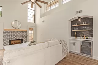 Photo #3: 6677951 Listing 