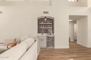 Photo #4: 6677951 Listing 