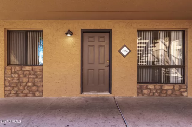 MLS: 6678148 Condo For Sale