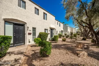 Photo #2: 6678186 Listing