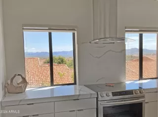 Photo #2: 6678217 Listing 