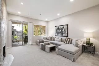 Photo #5: 6678354 Listing 