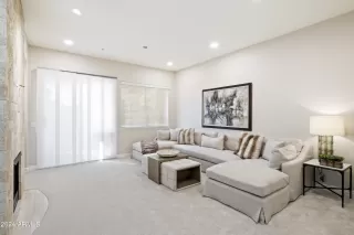 Photo #6: 6678354 Listing 