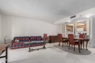 Photo #6: 6678461 Listing 