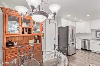 Photo #4: 6678859 Listing 