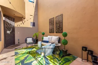 Photo #1: 6678889 Listing