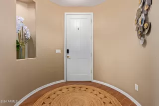 Photo #2: 6678889 Listing