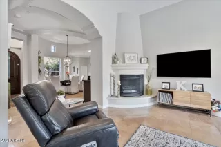 Photo #2: 6679114 Listing