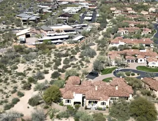 Photo #4: 6679114 Listing