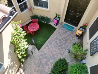 Photo #6: 6679114 Listing