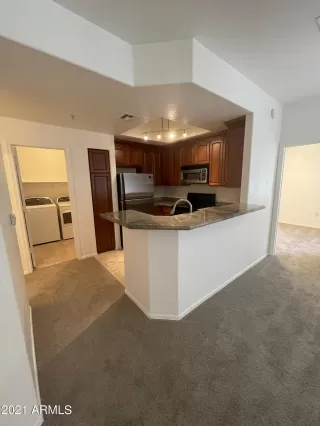 Photo #6: 6679268 Listing